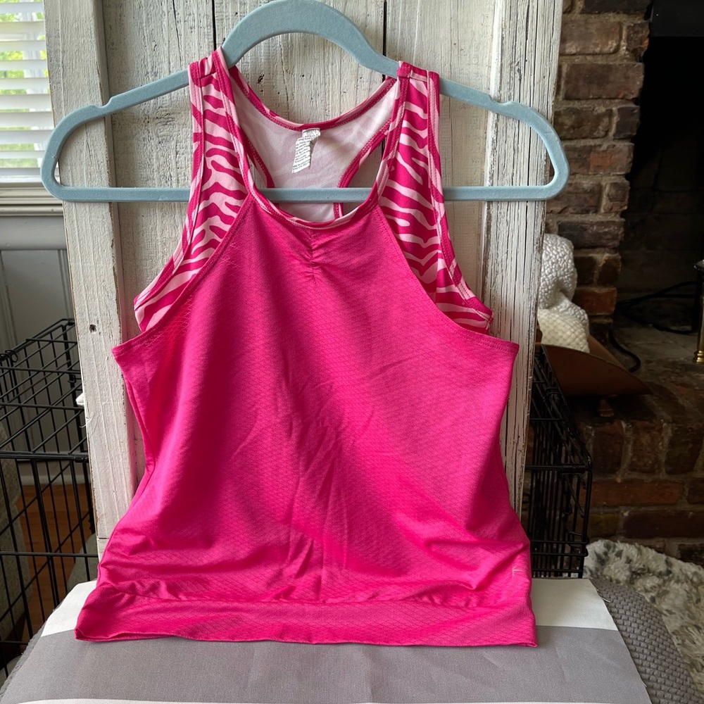 Danskin workout top pink size lg